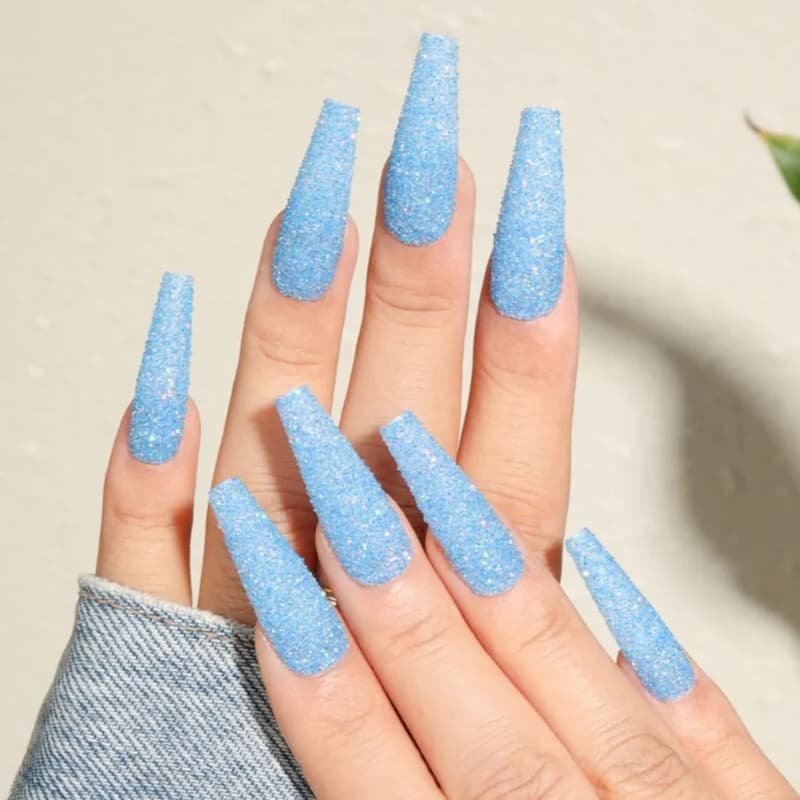 Baby Blue Nails With Glitter: Beautiful Blue Nails With Glitter